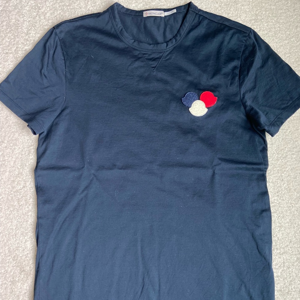 NWOT Moncler tee with felt logo patch